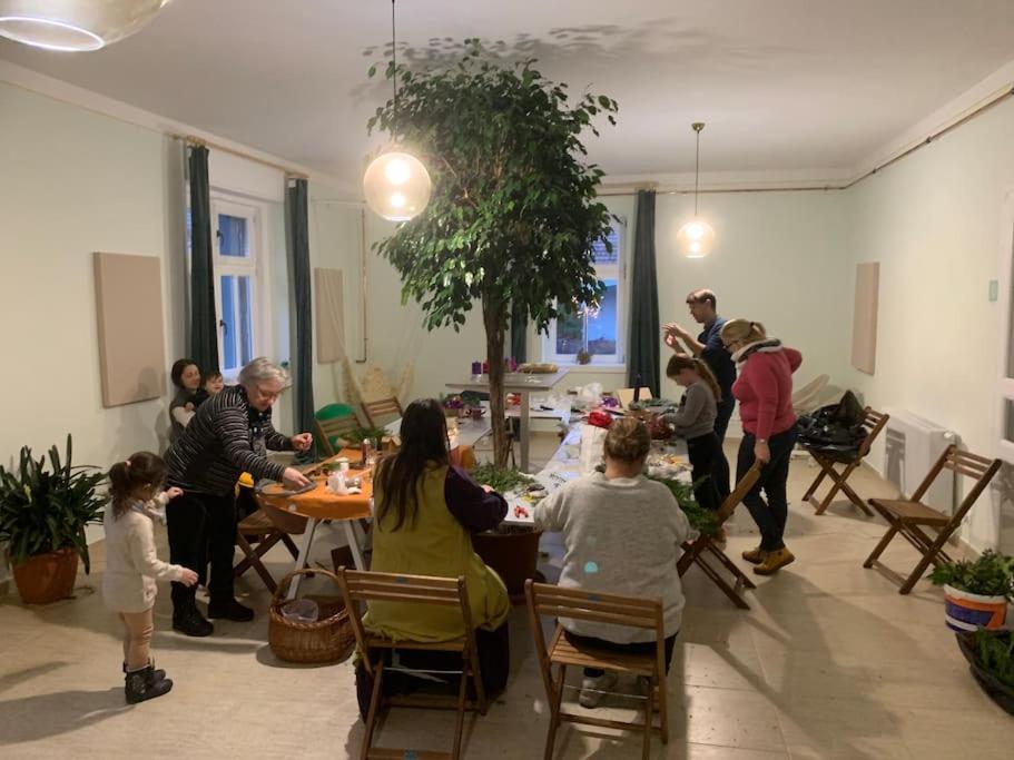 Parokia Apartman Es Coworking A Balaton Mellett Kaptalantoti Esterno foto