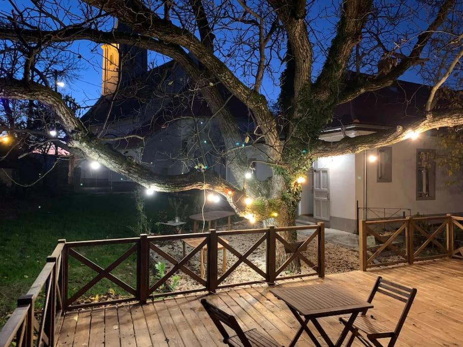 Parokia Apartman Es Coworking A Balaton Mellett Kaptalantoti Esterno foto